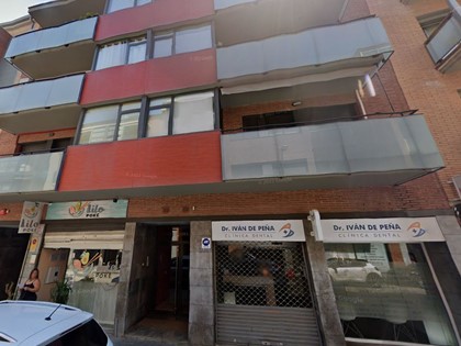 1/12 parte indivisa del local nº 1 en C/ Pompeu Fabra, en Castelldefells (Barcelona). FR 42704/7 RP L'Hospitalet de Llobregat