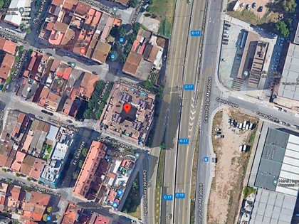Local comercial  nº 8 letra A con acceso por Carretera C-17 de Montcada i Reixac, (Barcelona). FR 26721 RP Montcada i Reixac