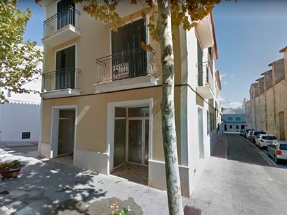 Local comercial con frentes C/Victori nº 59, Rosari, y Religió en Es Castell, (Islas Baleares). FR 8258 RP Mahón