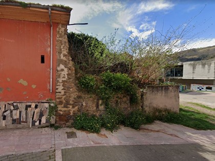 Edificación antigua en Barrio de la Villa 178, de Mieres (Asturias). Finca sin inscribir en el Registro de la Propiedad